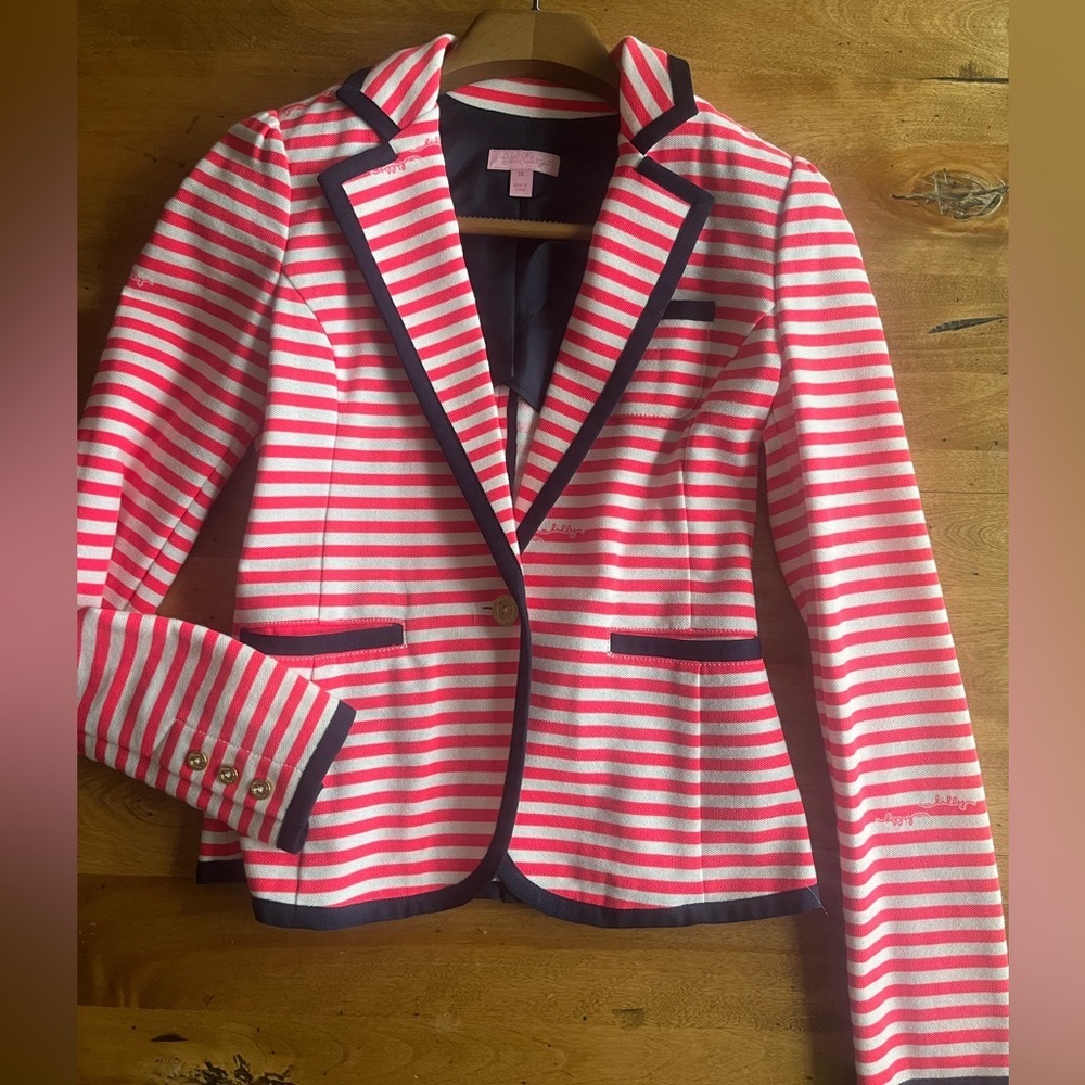 Lilly Pulitzer blazer - Picture 3 of 4